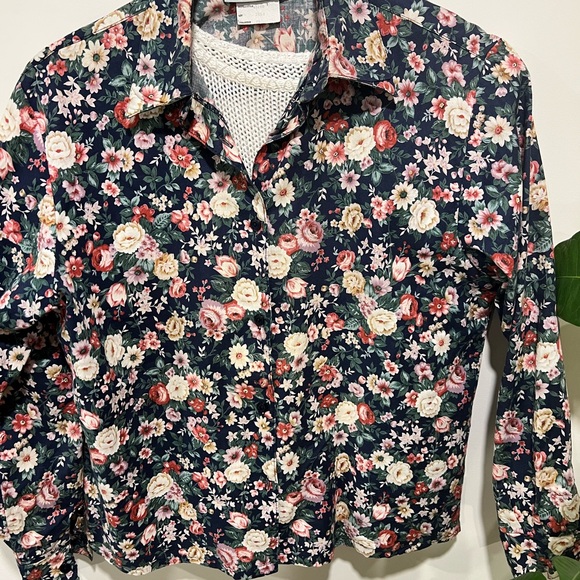 hiroko Tops - Vintage Floral Button-Up Shirt